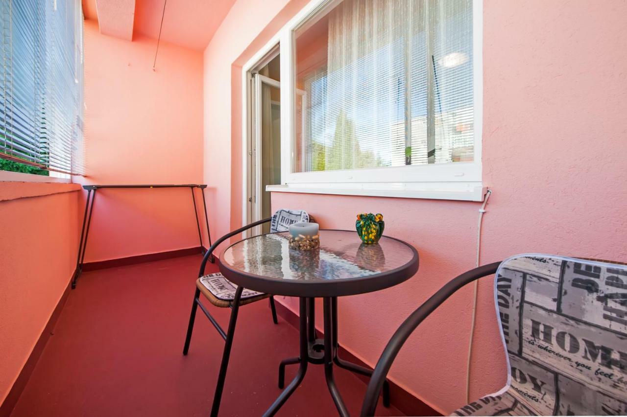 Apartman Oly Rovinj Exteriör bild